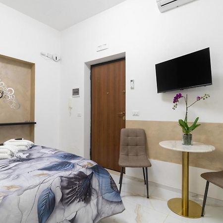 Eralight21 Apartments Бари Экстерьер фото